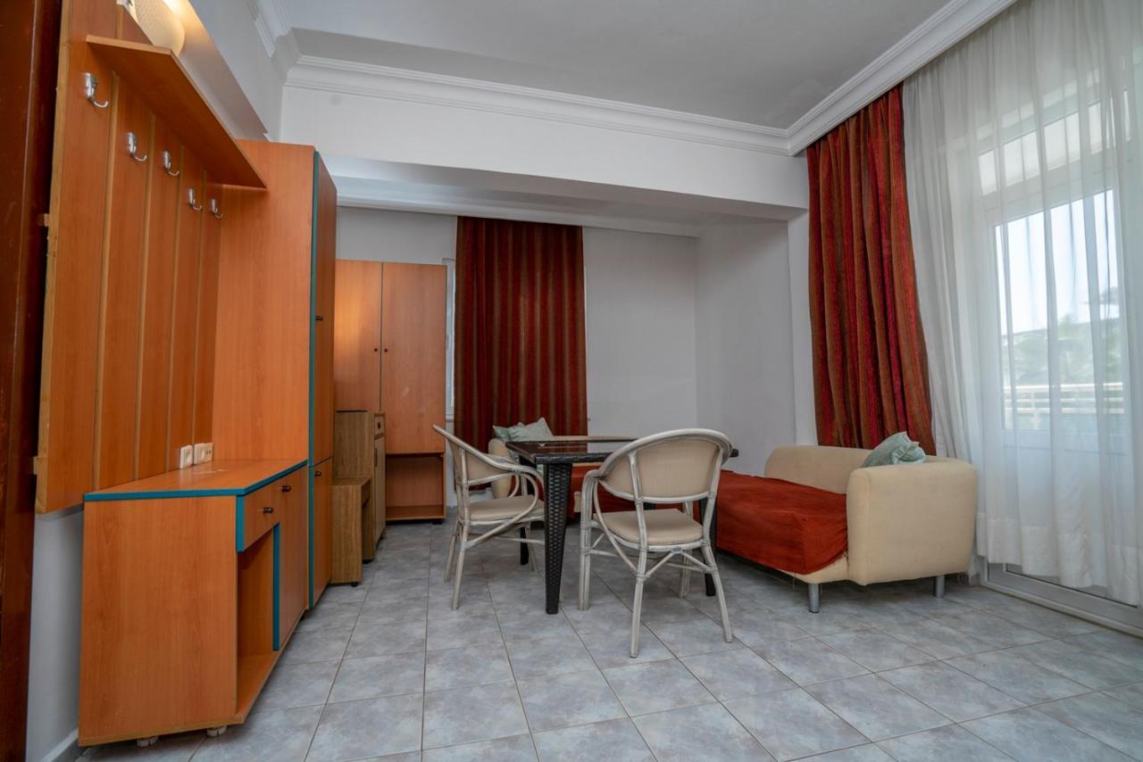 Apart Otel Carmen 3*