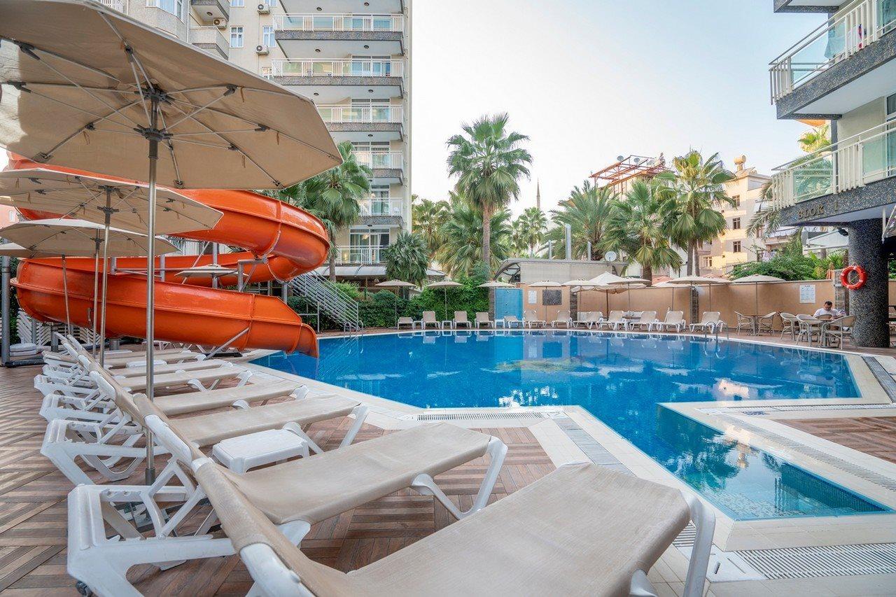 Apart Otel Carmen